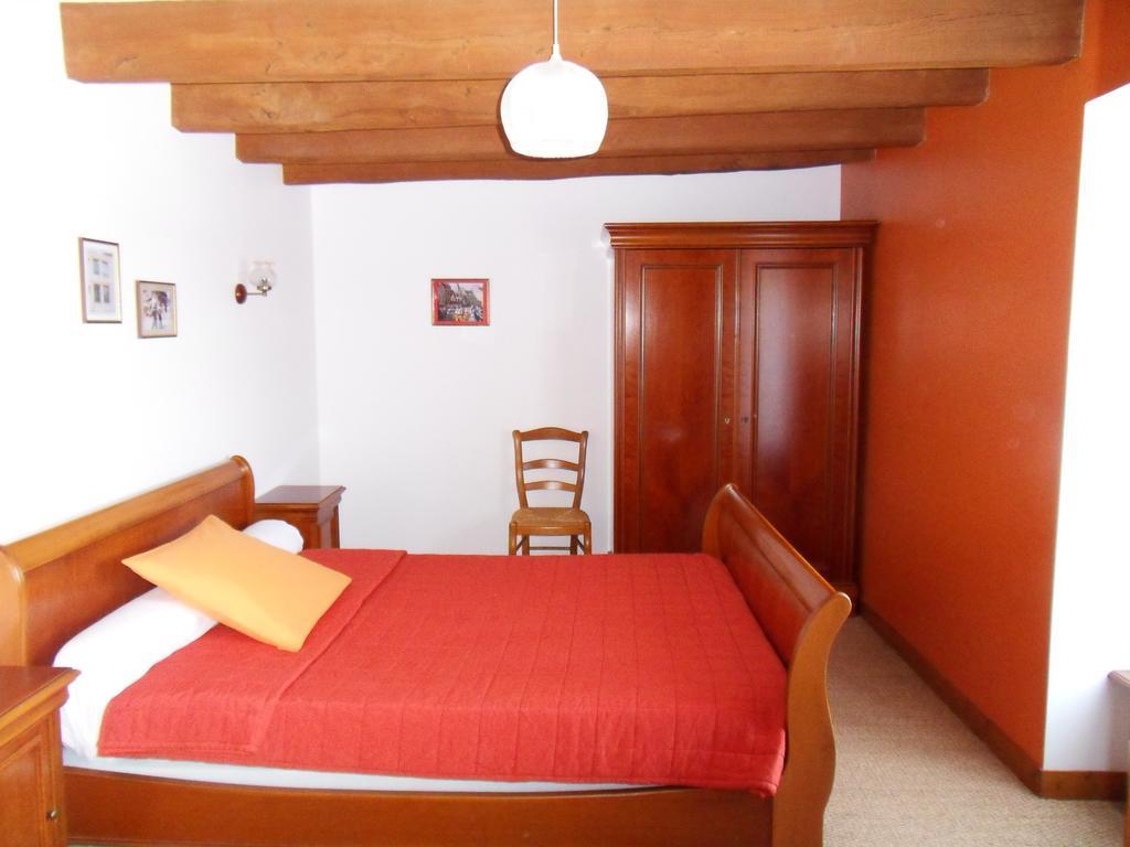 Maison De La Croix Galliot Bed and Breakfast Cherrueix Habitación foto