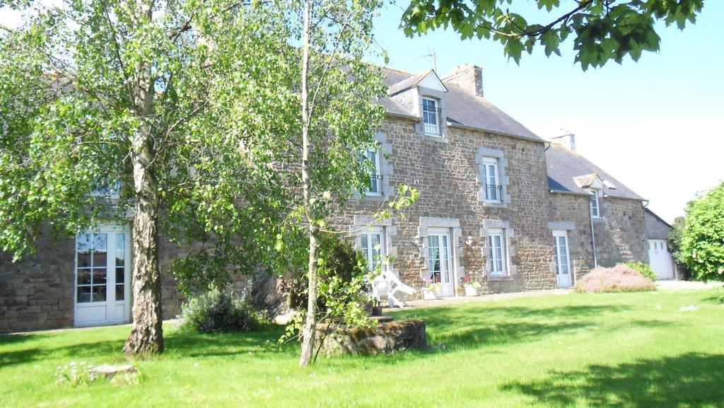 Maison De La Croix Galliot Bed and Breakfast Cherrueix Exterior foto